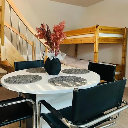 Apartment4me *
